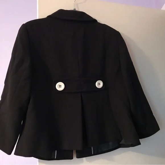 Marks and Spencer cute cropped jacket. - Picture 2 of 3